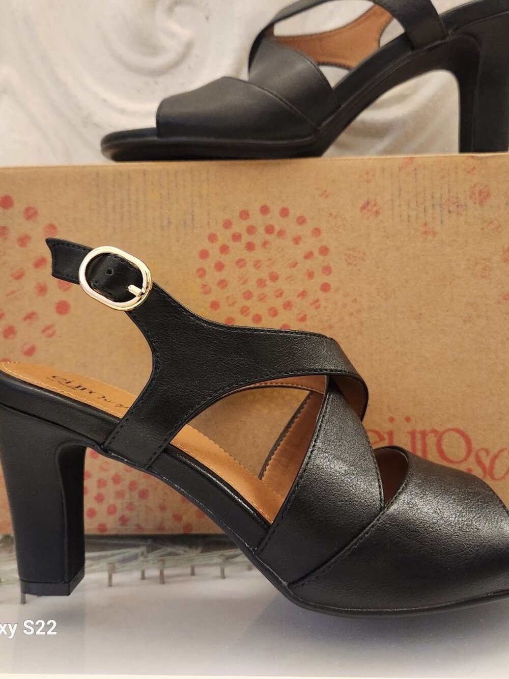 Eurosoft Imari Sandals. Brand new in original box. Size EU 39.5/US 8.5